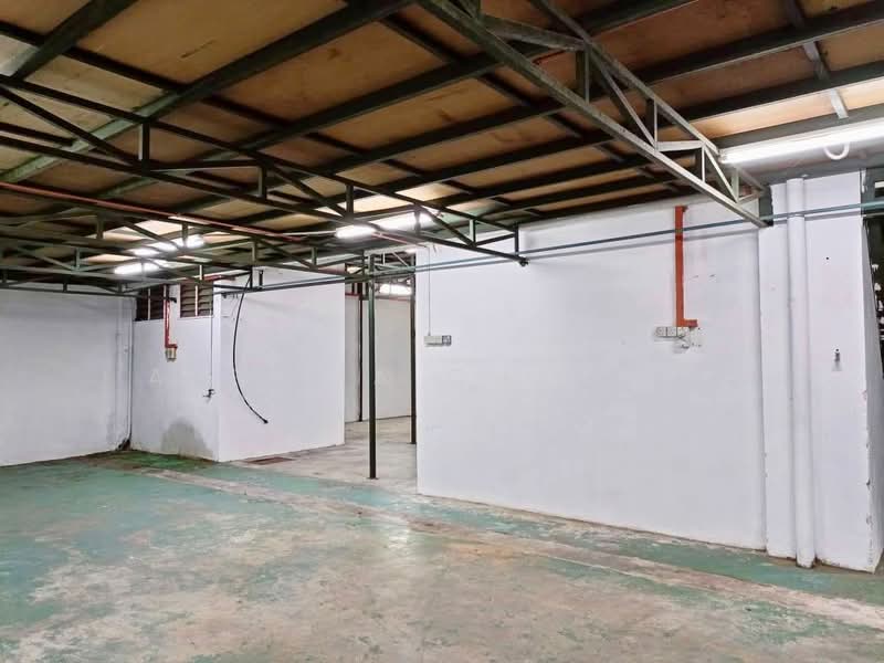 Warehouse for Rent in Taman Desa Jaya (Johor Bahru) - APRILIA CHAYADI - PropertyGuru.com.my