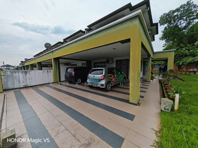 2-storey Terraced House for Sale in Kota Samarahan (Sarawak) - Alfred Chua - Exterior - PropertyGuru.com.my