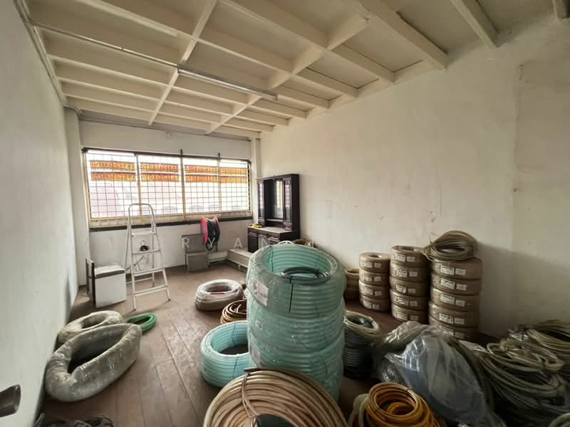Shop for Sale in George Town (Penang) - Bryan Teng - Interior - PropertyGuru.com.my