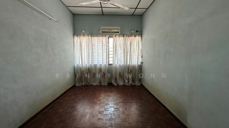 2-storey Terraced House for Rent in Tanjung Bungah (Penang) - Rainny Wong - Interior - PropertyGuru.com.my