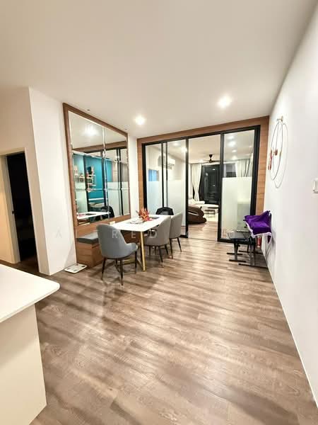 Condominium for Sale at Royal Oak - Alfred Chua - Dining Room - PropertyGuru.com.my