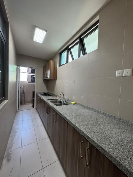 Servis Apartment untuk Disewa di D'Secret Garden (Pangsapuri Kempas Indah) - Jaffrey . - PropertyGuru.com.my