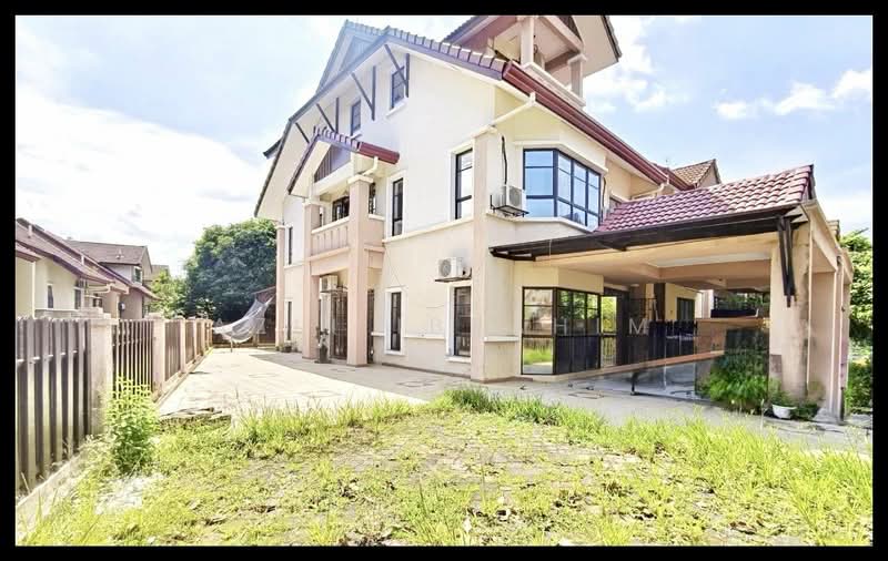 3.5-storey Terraced House for Sale in Presint 16 (Putrajaya) - Azli Ibrahim - Exterior - PropertyGuru.com.my
