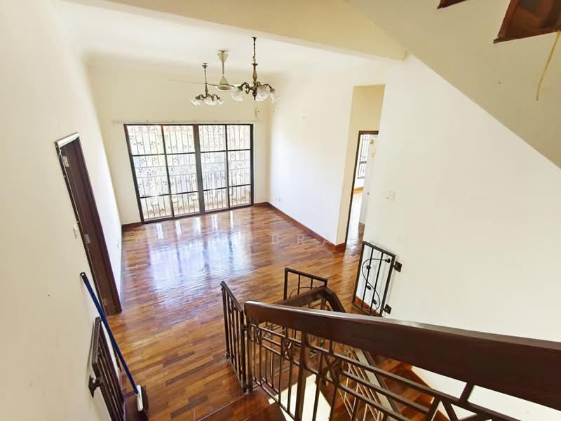 3.5-storey Terraced House for Sale in Presint 16 (Putrajaya) - Azli Ibrahim - Living Room - PropertyGuru.com.my