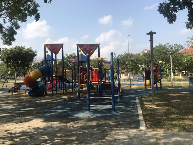 2-storey Terraced House for Sale in Bandar Nusaputra (Puchong) - Ivy Chong - Exterior - PropertyGuru.com.my