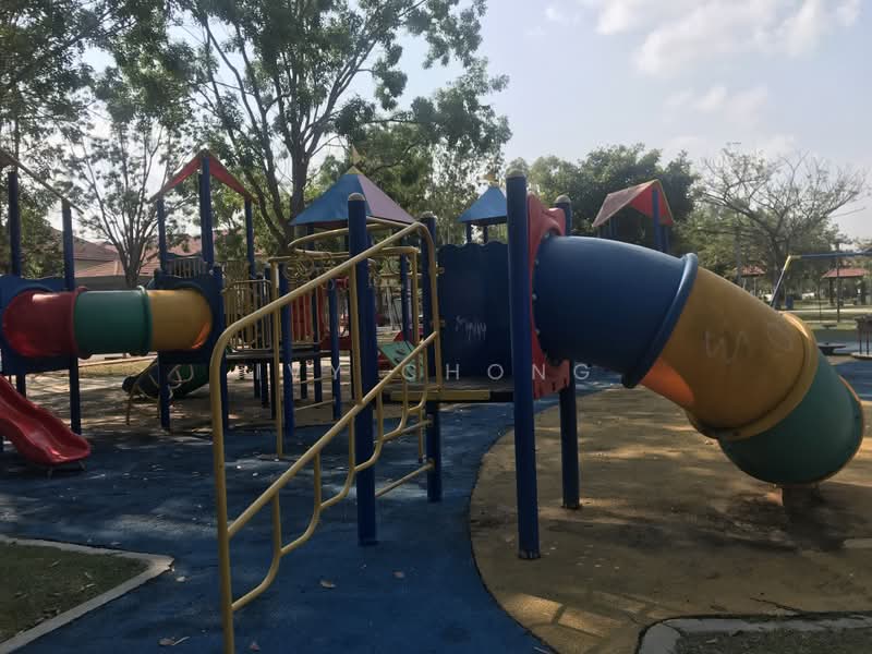 2-storey Terraced House for Sale in Bandar Nusaputra (Puchong) - Ivy Chong - Exterior - PropertyGuru.com.my