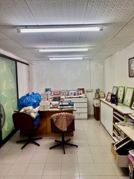 Semi-Detached House for Sale in Island Glades (Jelutong) - Chew SA - PropertyGuru.com.my