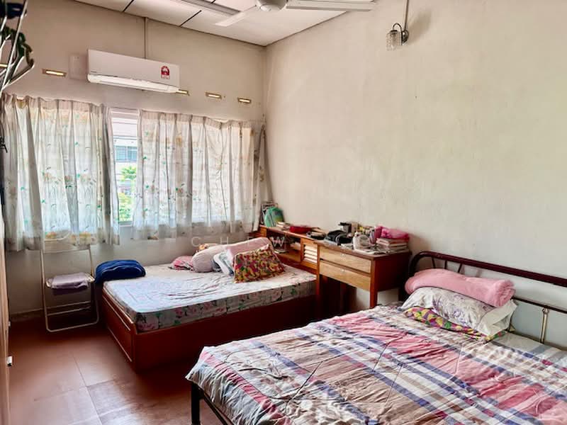 Semi-Detached House for Sale in Island Glades (Jelutong) - Chew SA - PropertyGuru.com.my