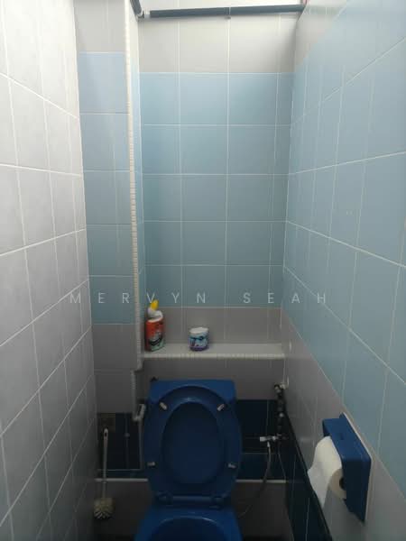 Rumah Flat untuk Dijual di Dafe Court - Mervyn Seah - Bathroom - PropertyGuru.com.my