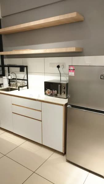 Servis Apartment untuk Disewa di Luminari - Darren Cham - Kitchen - PropertyGuru.com.my