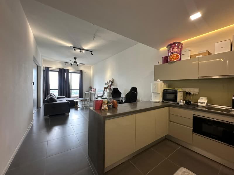 Service Residence for Sale at Ativo Suites @ Damansara Avenue - Sharon Lai - Living Room - PropertyGuru.com.my