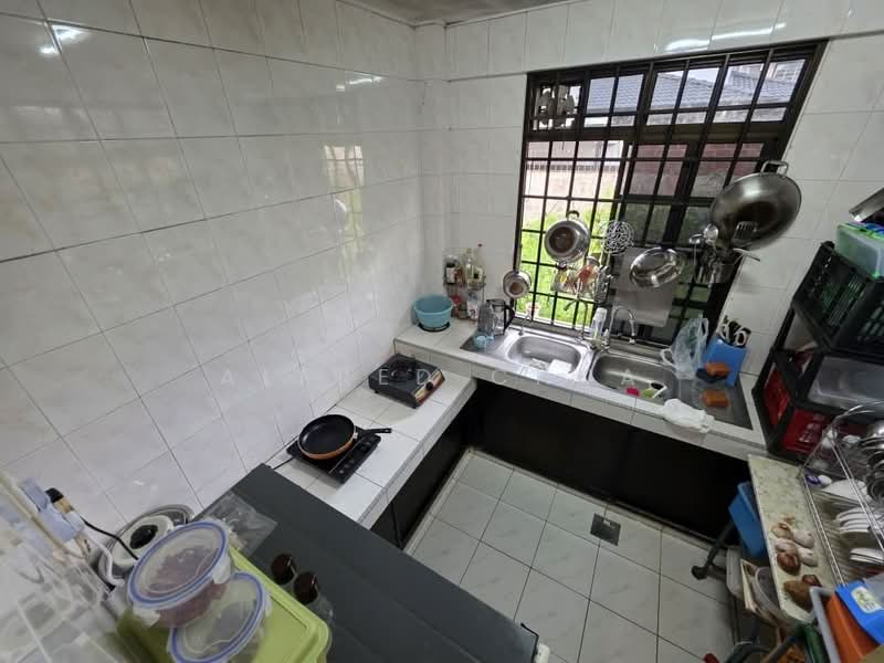 Semi-Detached House for Sale in Stampin Tengah (Kuching) - Alfred Chua - Kitchen - PropertyGuru.com.my