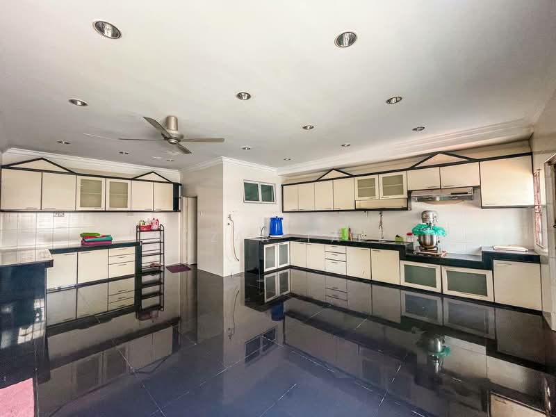 Rumah Berkembar untuk Dijual di Taman Sri Jelok (Kajang) - Amzar Faiz - PropertyGuru.com.my