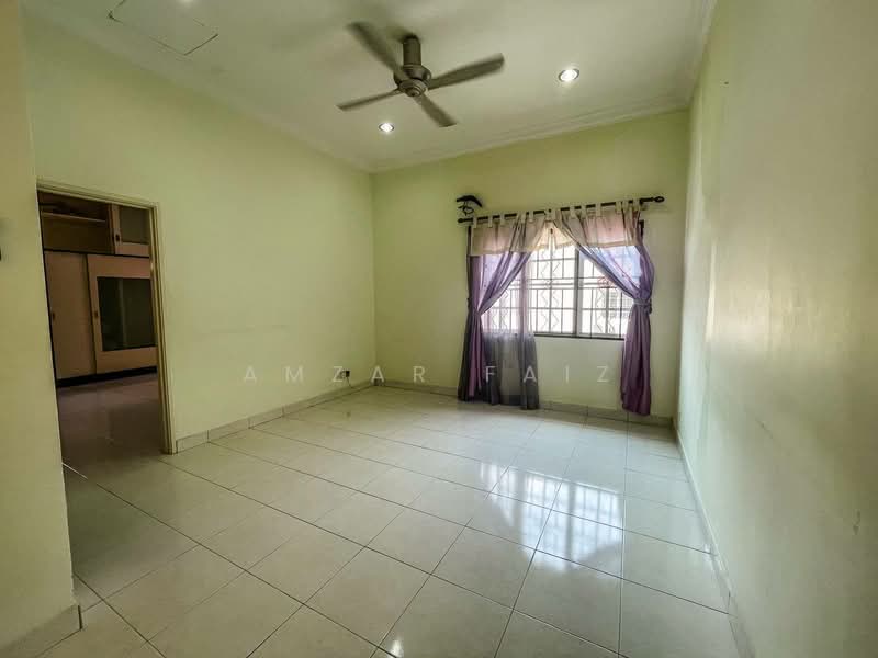 Rumah Berkembar untuk Dijual di Taman Sri Jelok (Kajang) - Amzar Faiz - PropertyGuru.com.my