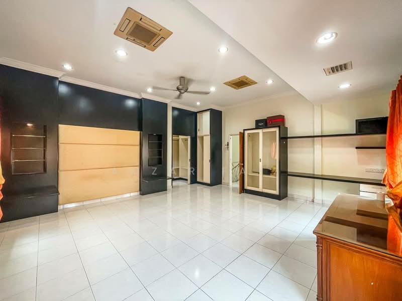 Rumah Berkembar untuk Dijual di Taman Sri Jelok (Kajang) - Amzar Faiz - PropertyGuru.com.my