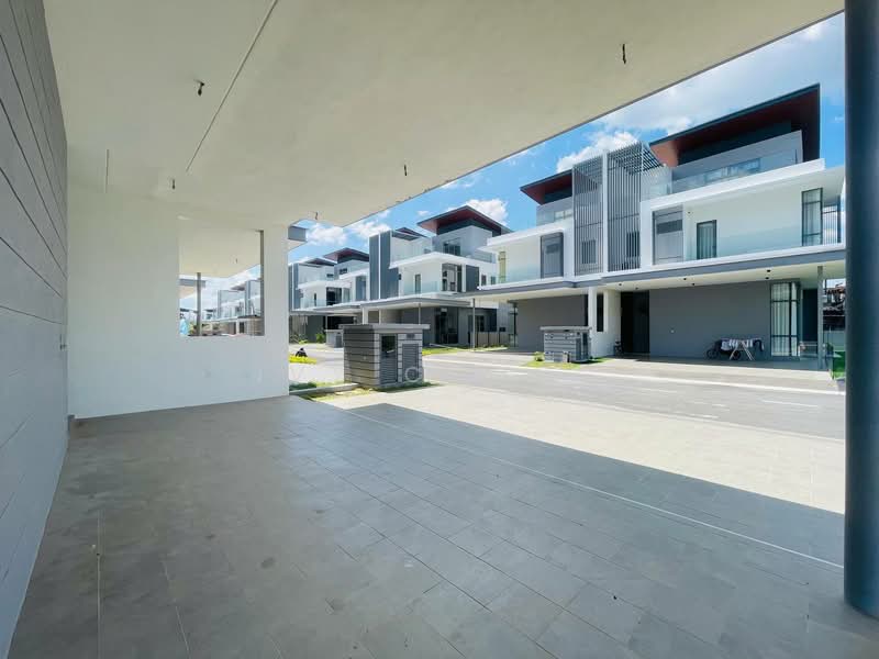 Semi-Detached House for Sale in Shah Alam (Selangor) - Ivy Chong - Exterior - PropertyGuru.com.my