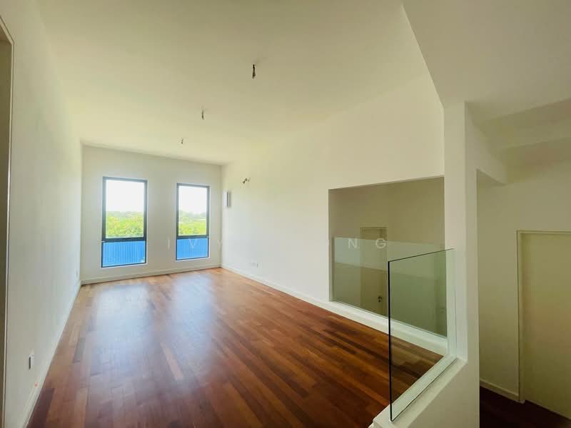 Semi-Detached House for Sale in Shah Alam (Selangor) - Ivy Chong - Living Room - PropertyGuru.com.my