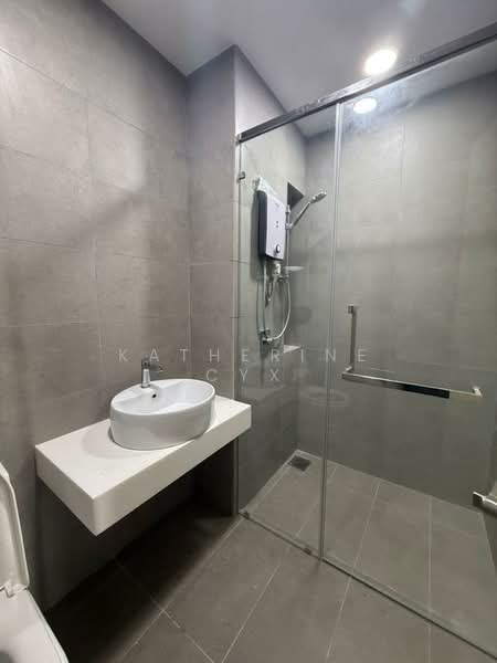 Kondominium untuk Disewa di Kuchai Sentral - Katherine Cyx - Bathroom - PropertyGuru.com.my