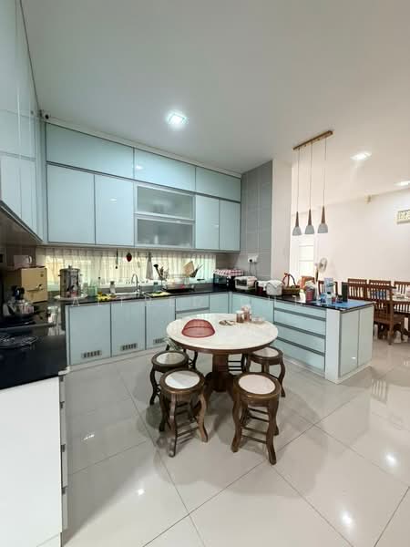 Rumah Berkembar untuk Dijual di Kenny Hill (Kuching) - Alfred Chua - Kitchen - PropertyGuru.com.my
