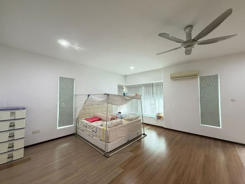 Rumah Berkembar untuk Dijual di Kenny Hill (Kuching) - Alfred Chua - Bedroom - PropertyGuru.com.my