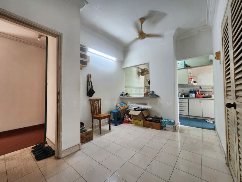 Condominium for Sale at Astana Putra - Jessica Lim - Living Room - PropertyGuru.com.my