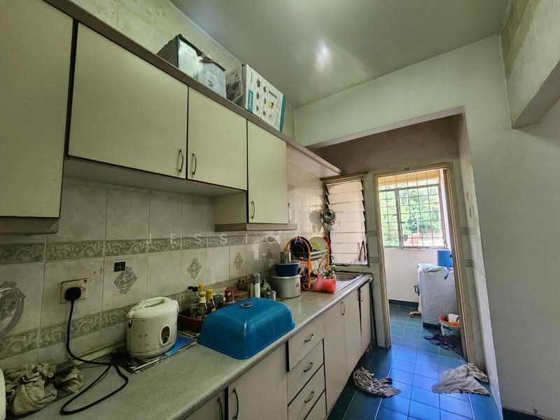 Condominium for Sale at Astana Putra - Jessica Lim - Kitchen - PropertyGuru.com.my