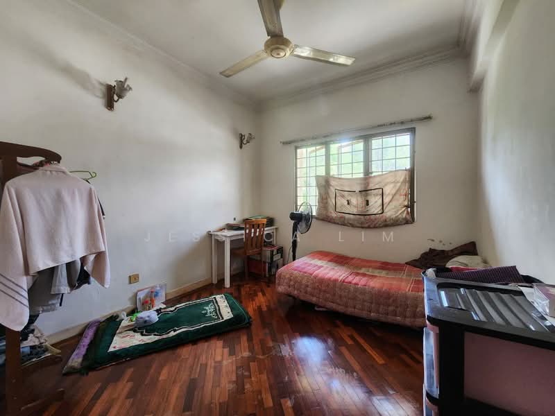 Condominium for Sale at Astana Putra - Jessica Lim - Bedroom - PropertyGuru.com.my