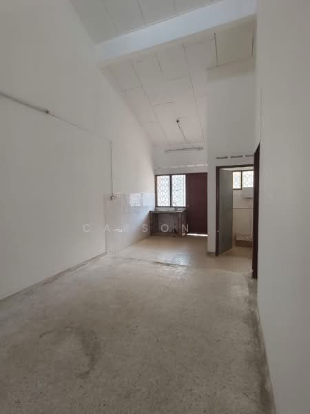 Rumah Teres 1 Tingkat untuk Dijual di Taman Rinting (Masai) - Carson . - PropertyGuru.com.my