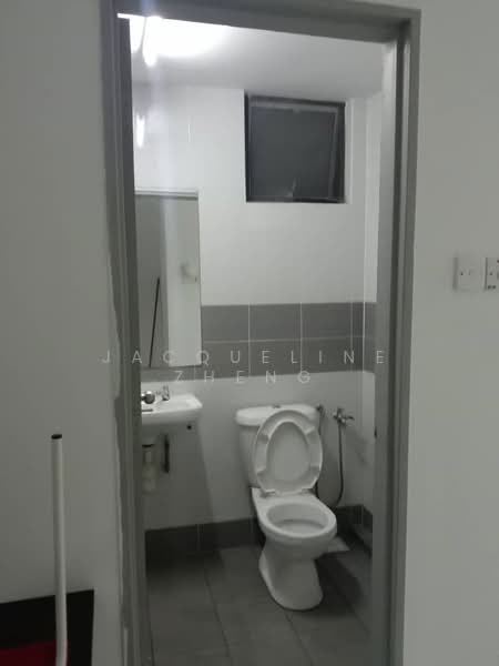 Service Residence for Sale at Menara Rajawali - Jacqueline Zheng - Bathroom - PropertyGuru.com.my
