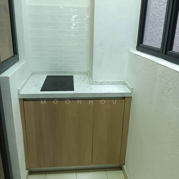 Service Residence for Rent at United Point (Residensi Berpadu) - Moonhou . - PropertyGuru.com.my