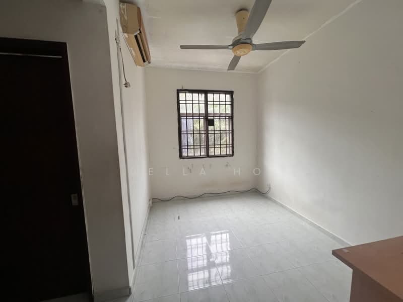 Pangsapuri untuk Disewa di Bandar Putra Sri Putra apartment - Bella Ho - PropertyGuru.com.my