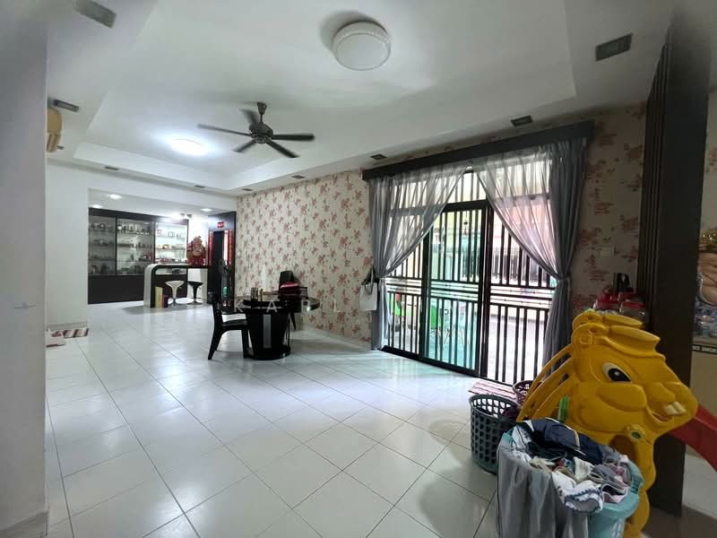 Rumah Berkembar untuk Dijual di Taman Sutera Utama (Skudai) - Karl Lim - Living Room - PropertyGuru.com.my