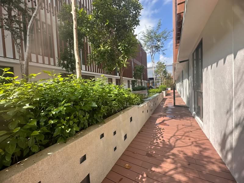 4.5-storey Terraced House for Sale in Kampung Sungai Kayu Ara (Petaling Jaya) - Ivy Chong - Exterior - PropertyGuru.com.my
