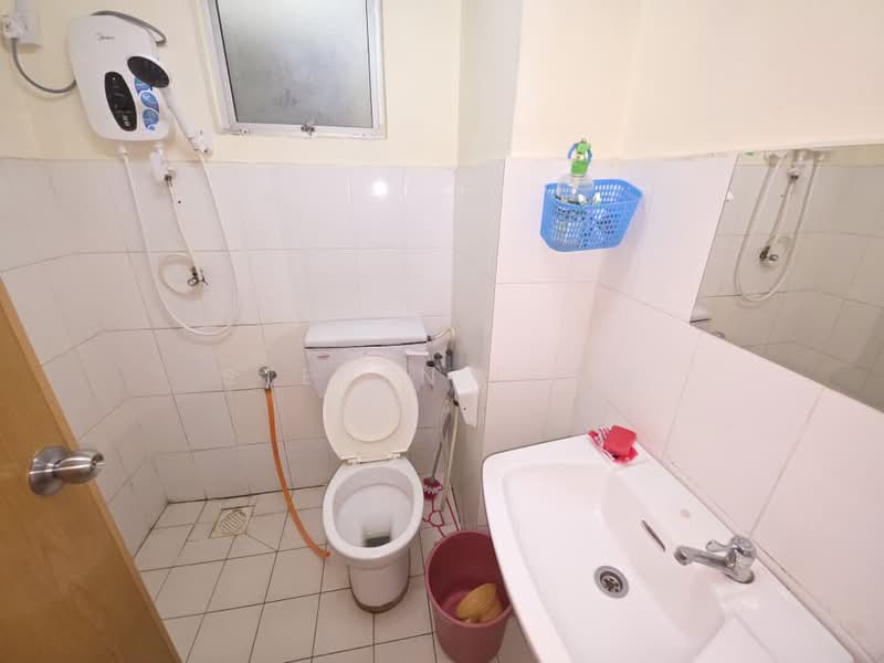 Kondominium untuk Disewa di Warisan City View - Steven Leaw - Bathroom - PropertyGuru.com.my
