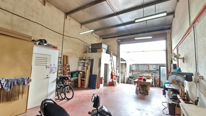 Terrace Factory for Sale in Kawasan Perindustrian Mount Austin (Tebrau) - Phang Elainne - PropertyGuru.com.my