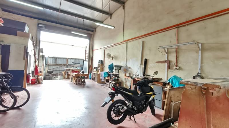 Terrace Factory for Sale in Kawasan Perindustrian Mount Austin (Tebrau) - Phang Elainne - PropertyGuru.com.my