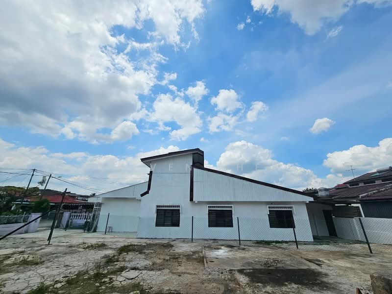 Rumah Teres 1 Tingkat untuk Dijual di Taman Klang Jaya (Klang) - Steven Khew - Exterior - PropertyGuru.com.my