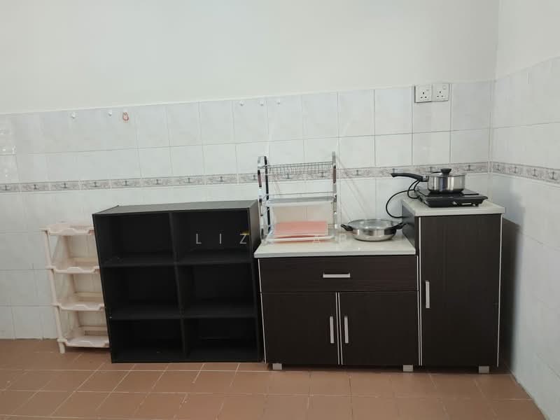 Kondominium untuk Dijual di Vista Komanwel B - Liza AB - Kitchen - PropertyGuru.com.my