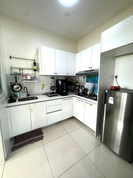 Pangsapuri untuk Dijual di Idaman Residence - Eva Siow - Kitchen - PropertyGuru.com.my
