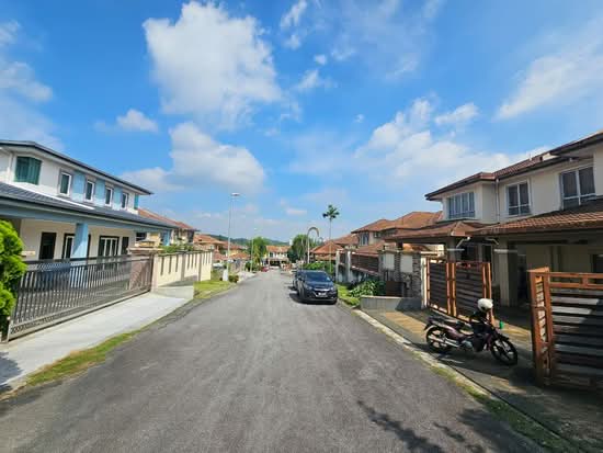 Rumah Berkembar untuk Dijual di Semenyih (Selangor) - Steven Khew - PropertyGuru.com.my