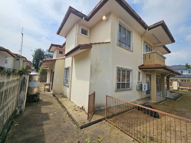 Rumah Berkembar untuk Dijual di Semenyih (Selangor) - Steven Khew - Exterior - PropertyGuru.com.my