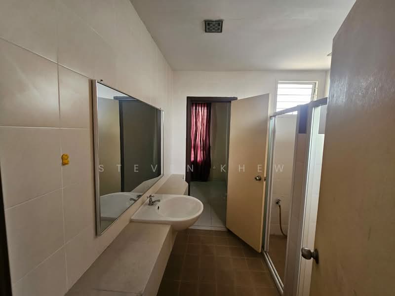 Rumah Berkembar untuk Dijual di Semenyih (Selangor) - Steven Khew - Bathroom - PropertyGuru.com.my