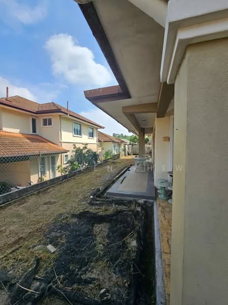 Rumah Berkembar untuk Dijual di Semenyih (Selangor) - Steven Khew - Exterior - PropertyGuru.com.my
