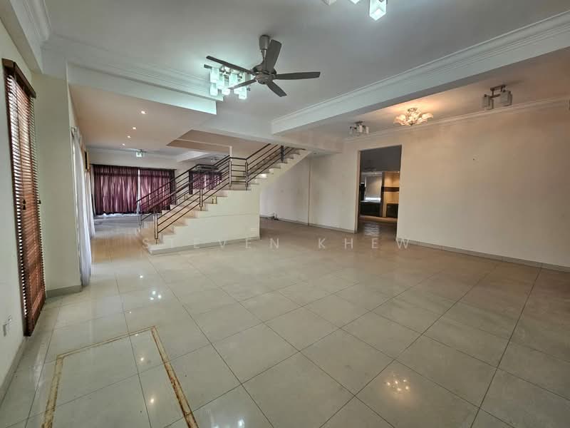 Rumah Berkembar untuk Dijual di Semenyih (Selangor) - Steven Khew - Living Room - PropertyGuru.com.my