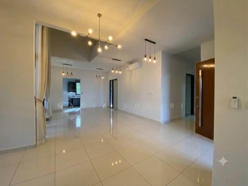 Semi-Detached House for Rent in Bukit Bandaraya (Shah Alam) - Nadia Shukri - Living Room - PropertyGuru.com.my