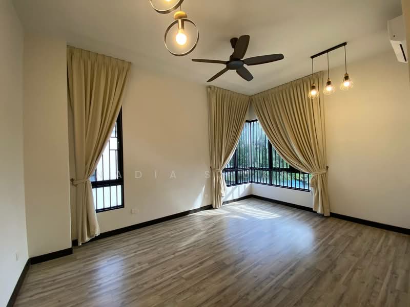 Semi-Detached House for Rent in Bukit Bandaraya (Shah Alam) - Nadia Shukri - Living Room - PropertyGuru.com.my