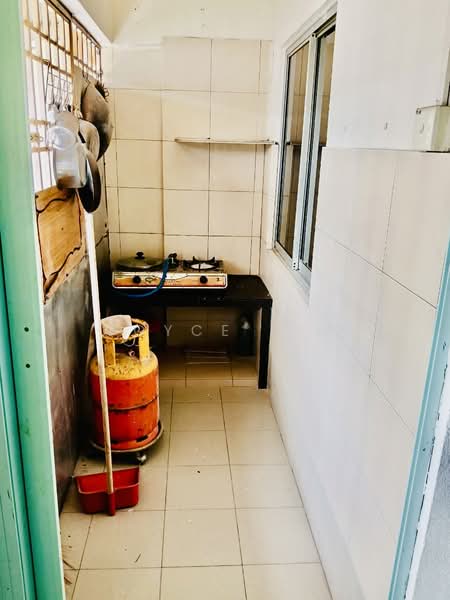 Apartment for Rent at Sri Impian Apartment - Joyce Lim - Kitchen - PropertyGuru.com.my
