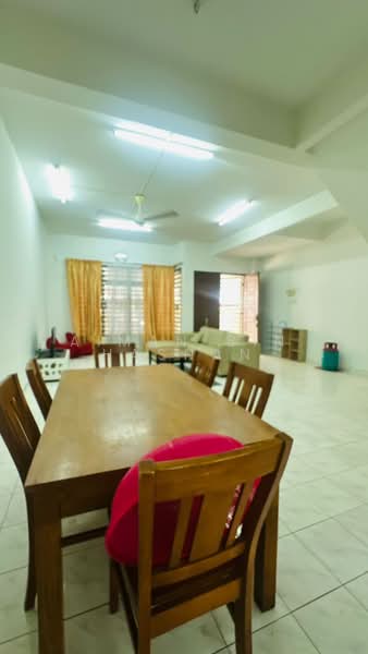 Rumah Teres 2 Tingkat untuk Dijual di Taman Polo Indera Mahkota 8 (Kuantan) - Aiman Bin Hasnan - Living Room - PropertyGuru.com.my
