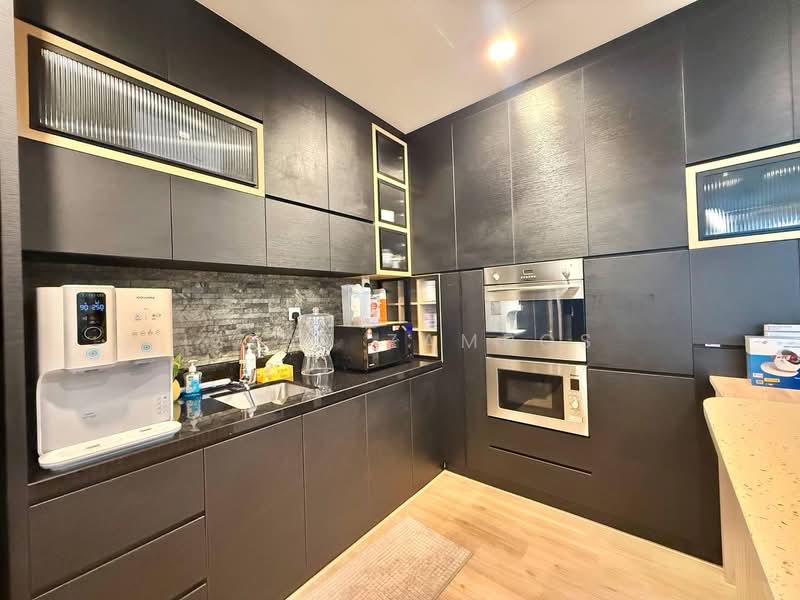 Servis Apartment untuk Dijual di Uptown Residences - Izzat Zamros - PropertyGuru.com.my