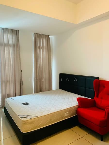 Service Residence for Sale at D'Inspire Residence (Inspira Bestari) - Eva Siow - Bedroom - PropertyGuru.com.my